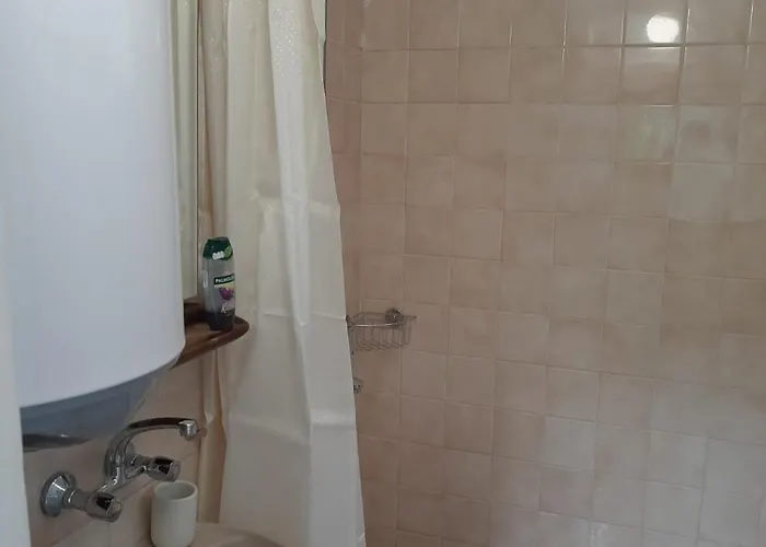 A Charming And Peaceful Summer 400m From The Sea וארנה