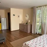 Feriehus Peaceful Summer House With Garden Near The Kabakum ,