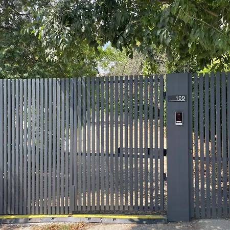 A Charming And Peaceful Summer 400m From The Sea Сasa de vacaciones *